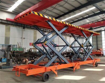 剪叉式(shi)裝卸貨(huo)升降平(ping)台 41