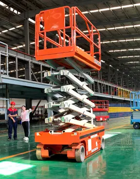 自行(hang)剪叉式升(sheng)降平台